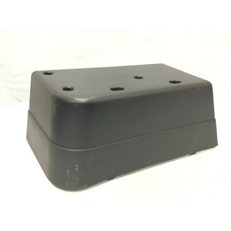 FreeMotion XTR 90 SFTL189101 Treadmill Left Frame Cover 304032 304516