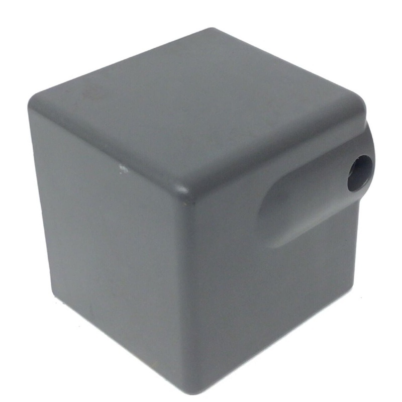 Weslo CADENCE 825 835 300 955 Treadmill Left Rear Roller Endcap 117848